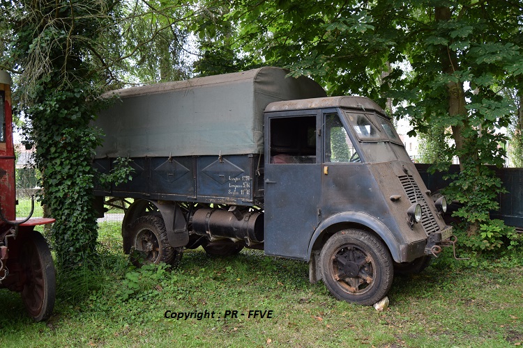 1946 - Renault AHS3