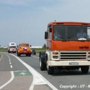 Berliet TR emmenant la colonne