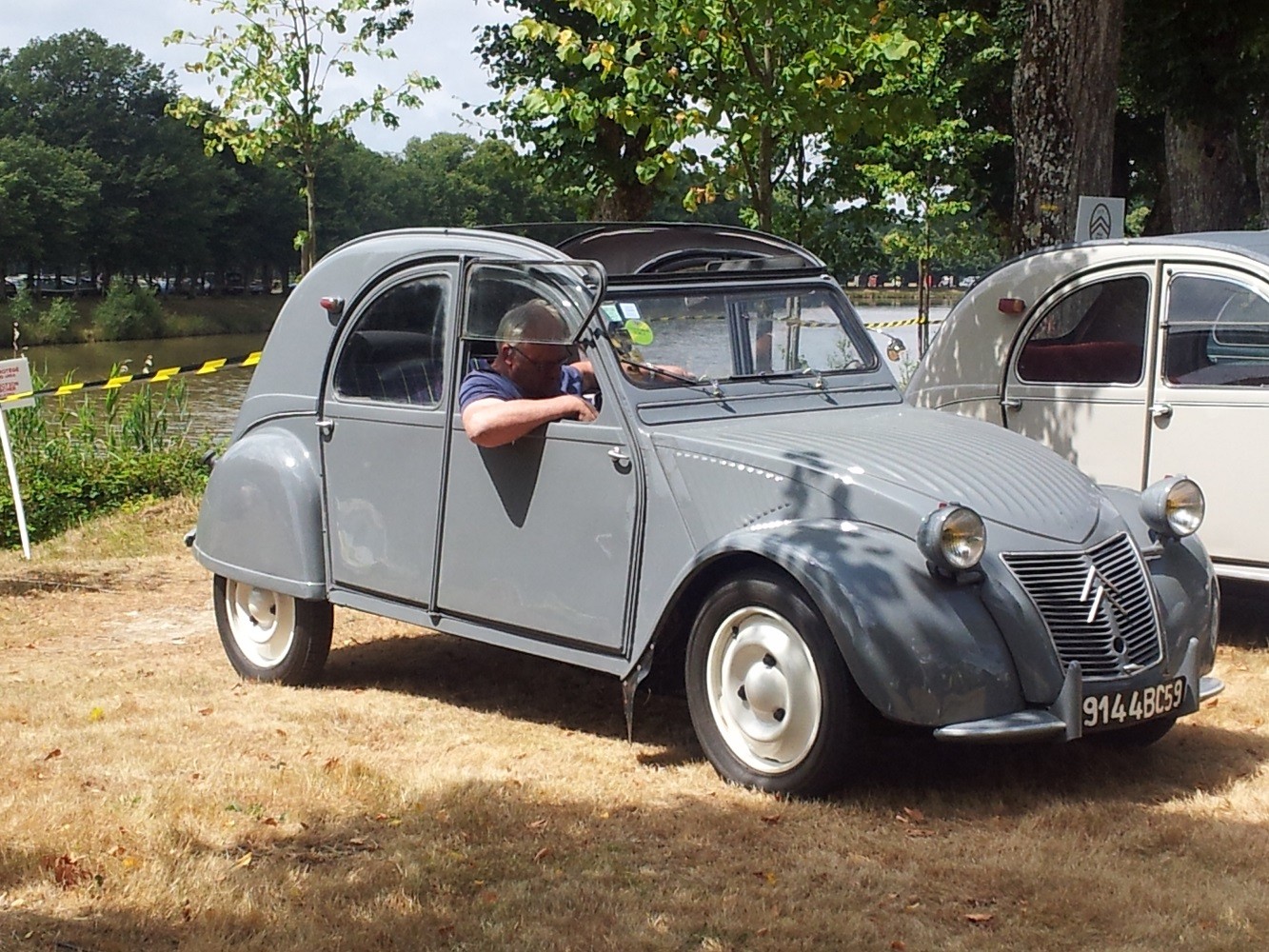 Centenaire citroen 12 1