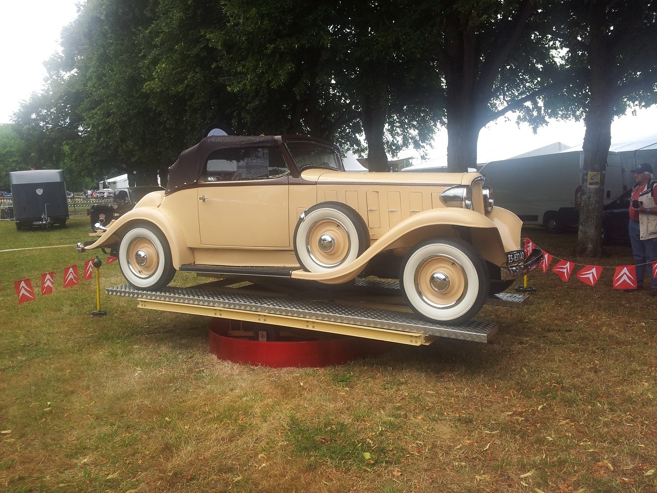 Centenaire citroen 32 