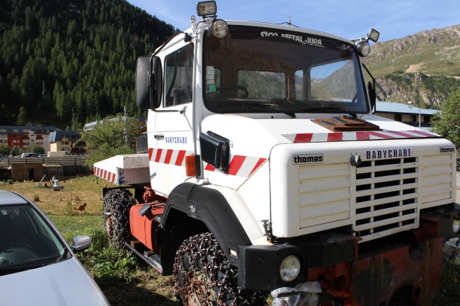 Chasse neige Thomas pour passages étroits (éléments Renault VI)