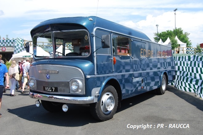 Commer Ecurie Ecosse