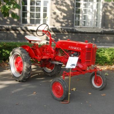 IH Mac Cormic Farmall