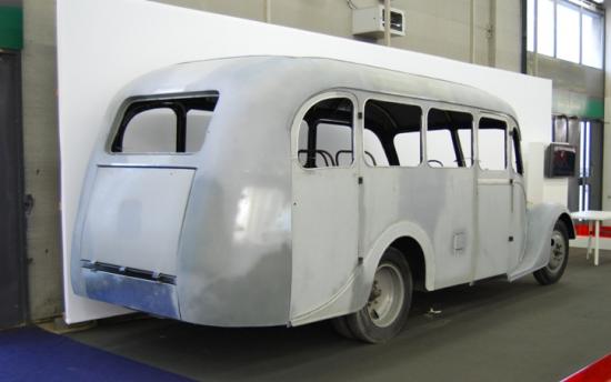 CITROËN U23 par Besset en cours de restauration