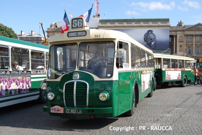 Somua Place de la Concorde