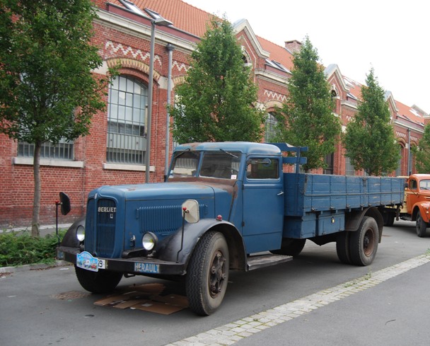 BERLIET GDC6D plateau ridelles de 1948